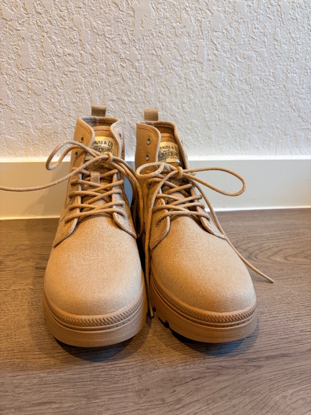 Levi boots